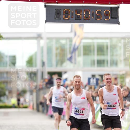 12.06.2026 - Holstenköstenlauf LAZAROV Photography http://msf.ph/oto/9739647 12.06.2026 19:40:58 Laufen 3211, 3761, 4421, 4432, 4441 meine-sportfotos.de