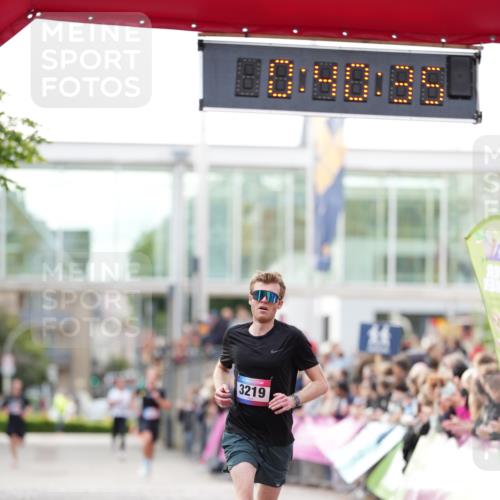 12.06.2026 - Holstenköstenlauf LAZAROV Photography http://msf.ph/oto/9739668 12.06.2026 19:40:34 Laufen 3219, 3510 meine-sportfotos.de