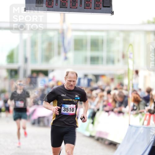 12.06.2026 - Holstenköstenlauf LAZAROV Photography http://msf.ph/oto/9739670 12.06.2026 19:40:32 Laufen 3219, 3510 meine-sportfotos.de