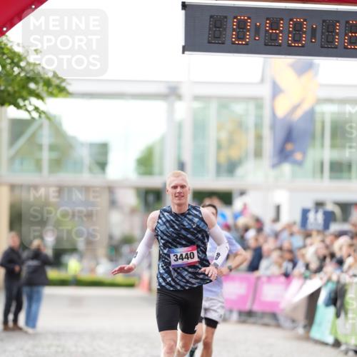 12.06.2026 - Holstenköstenlauf LAZAROV Photography http://msf.ph/oto/9739678 12.06.2026 19:40:11 Laufen 3271, 3440 meine-sportfotos.de
