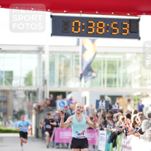 12.06.2026 - Holstenköstenlauf LAZAROV Photography http://msf.ph/oto/9739720 12.06.2026 19:38:53 Laufen 3354, 3625, 4678 meine-sportfotos.de