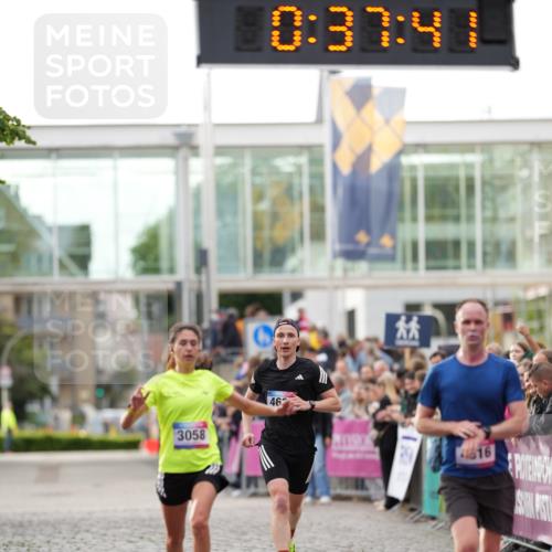 12.06.2026 - Holstenköstenlauf LAZAROV Photography http://msf.ph/oto/9739741 12.06.2026 19:37:40 Laufen 3058, 4639, 4816, 4819 meine-sportfotos.de