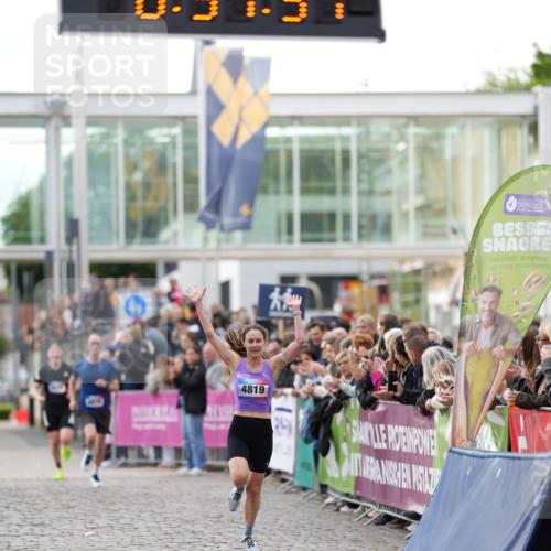 12.06.2026 - Holstenköstenlauf LAZAROV Photography http://msf.ph/oto/9739748 12.06.2026 19:37:36 Laufen 4819 meine-sportfotos.de