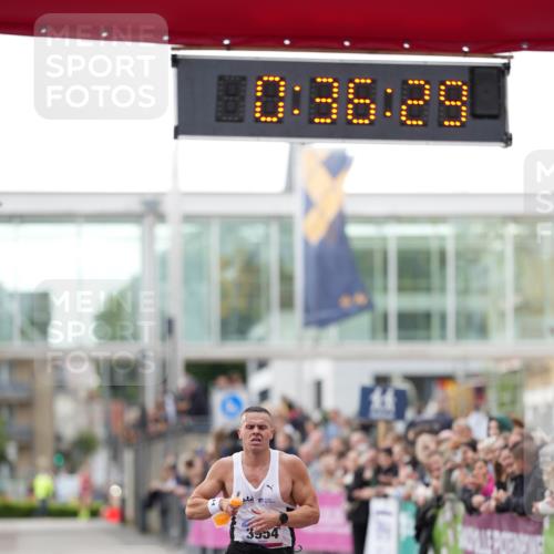 12.06.2026 - Holstenköstenlauf LAZAROV Photography http://msf.ph/oto/9739768 12.06.2026 19:36:28 Laufen 3954 meine-sportfotos.de