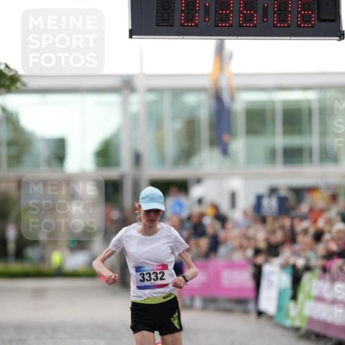12.06.2026 - Holstenköstenlauf LAZAROV Photography http://msf.ph/oto/9739773 12.06.2026 19:36:05 Laufen 3332 meine-sportfotos.de