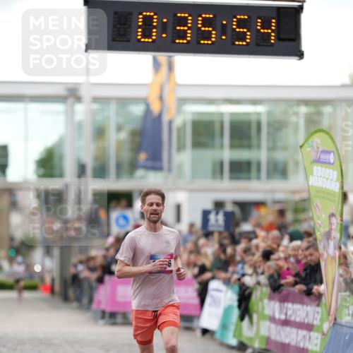 12.06.2026 - Holstenköstenlauf LAZAROV Photography http://msf.ph/oto/9739777 12.06.2026 19:35:54 Laufen 3096 meine-sportfotos.de