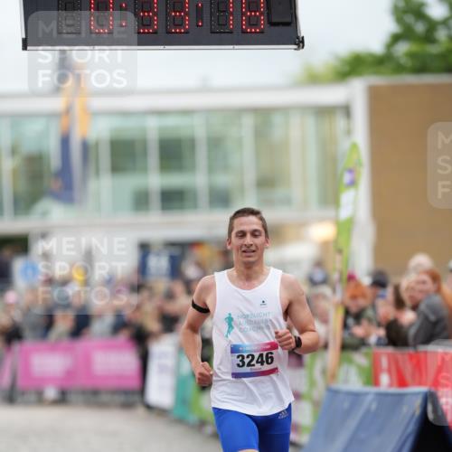 12.06.2026 - Holstenköstenlauf LAZAROV Photography http://msf.ph/oto/9739812 12.06.2026 19:33:17 Laufen 3246 meine-sportfotos.de