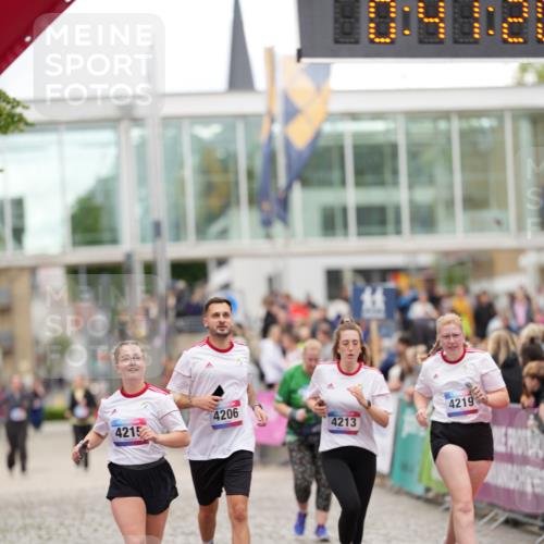 12.06.2026 - Holstenköstenlauf LAZAROV Photography http://msf.ph/oto/9739905 12.06.2026 18:11:18 Laufen 3316, 4206, 4209, 4213, 4215, 4219 meine-sportfotos.de