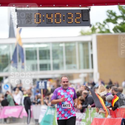 12.06.2026 - Holstenköstenlauf LAZAROV Photography http://msf.ph/oto/9739933 12.06.2026 18:10:30 Laufen 4207, 4472 meine-sportfotos.de