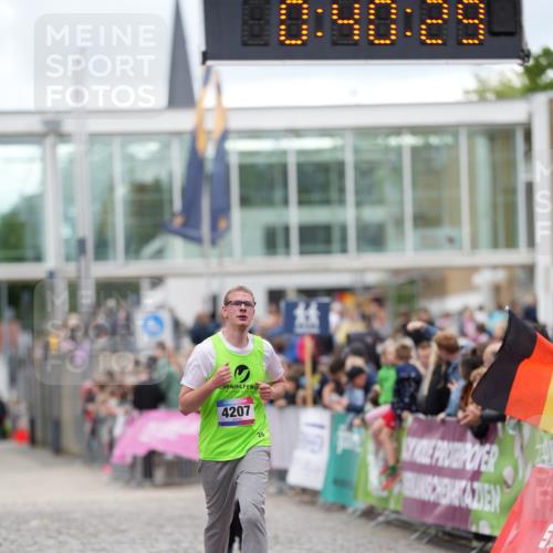 12.06.2026 - Holstenköstenlauf LAZAROV Photography http://msf.ph/oto/9739936 12.06.2026 18:10:27 Laufen 4207 meine-sportfotos.de