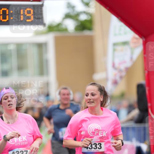12.06.2026 - Holstenköstenlauf LAZAROV Photography http://msf.ph/oto/9739940 12.06.2026 18:10:17 Laufen 3138, 4327, 4333 meine-sportfotos.de