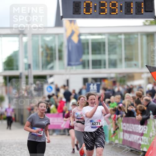12.06.2026 - Holstenköstenlauf LAZAROV Photography http://msf.ph/oto/9739968 12.06.2026 18:09:09 Laufen 3443, 3538, 4271, 4288, 4581 meine-sportfotos.de