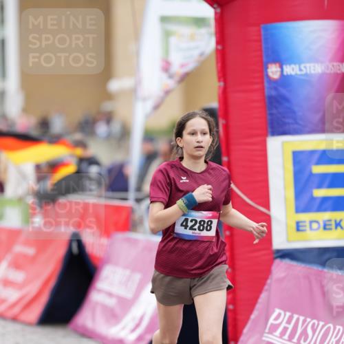 12.06.2026 - Holstenköstenlauf LAZAROV Photography http://msf.ph/oto/9739969 12.06.2026 18:09:08 Laufen 3443, 3538, 4271, 4288, 4581 meine-sportfotos.de