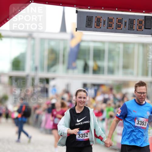 12.06.2026 - Holstenköstenlauf LAZAROV Photography http://msf.ph/oto/9739980 12.06.2026 18:05:16 Laufen 3352, 3353, 3616, 3867, 3896 meine-sportfotos.de