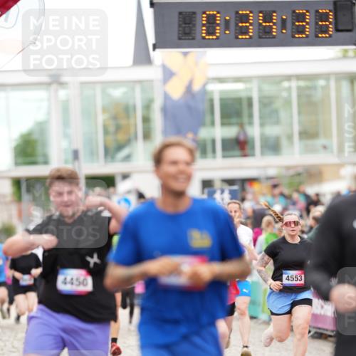 12.06.2026 - Holstenköstenlauf LAZAROV Photography http://msf.ph/oto/9740021 12.06.2026 18:04:31 Laufen 3721, 3788, 3883, 4119, 4278, 4450, 4553, 4717, 4757, 4763, 4764 meine-sportfotos.de