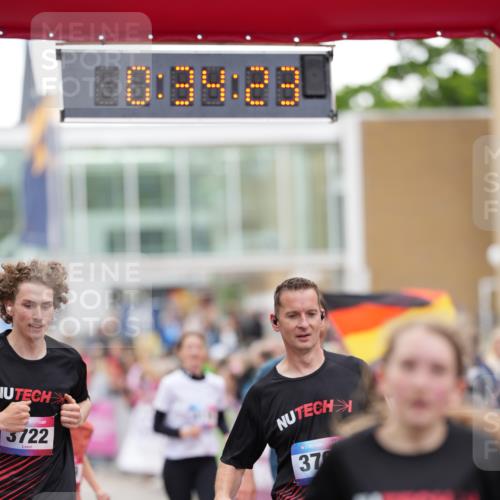 12.06.2026 - Holstenköstenlauf LAZAROV Photography http://msf.ph/oto/9740031 12.06.2026 18:04:21 Laufen 3535, 3674, 3706, 3707, 3722, 3808, 4099, 4109, 4116, 4642 meine-sportfotos.de
