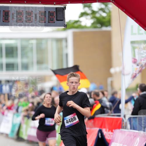 12.06.2026 - Holstenköstenlauf LAZAROV Photography http://msf.ph/oto/9740059 12.06.2026 18:03:51 Laufen 3232, 3713, 3726, 3736, 3845, 3913, 4488 meine-sportfotos.de