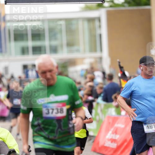 12.06.2026 - Holstenköstenlauf LAZAROV Photography http://msf.ph/oto/9740092 12.06.2026 18:03:11 Laufen 3710, 3738, 4137, 4292, 4687, 4901, 4914 meine-sportfotos.de