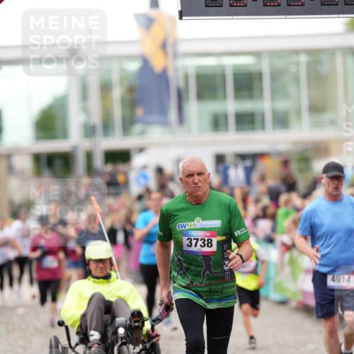 12.06.2026 - Holstenköstenlauf LAZAROV Photography http://msf.ph/oto/9740095 12.06.2026 18:03:09 Laufen 3738, 4137, 4687, 4901, 4914 meine-sportfotos.de