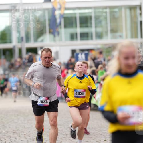 12.06.2026 - Holstenköstenlauf LAZAROV Photography http://msf.ph/oto/9740102 12.06.2026 18:02:59 Laufen 3263, 3885, 4009, 4025, 4027, 4453, 4626, 4909 meine-sportfotos.de