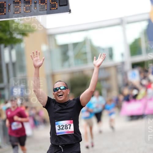 12.06.2026 - Holstenköstenlauf LAZAROV Photography http://msf.ph/oto/9740115 12.06.2026 18:02:43 Laufen 3011, 3287, 3611, 3612, 3631, 3655, 3868, 4285 meine-sportfotos.de