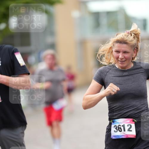 12.06.2026 - Holstenköstenlauf LAZAROV Photography http://msf.ph/oto/9740117 12.06.2026 18:02:40 Laufen 3287, 3611, 3612, 3614, 3631, 3655, 3868, 4393 meine-sportfotos.de