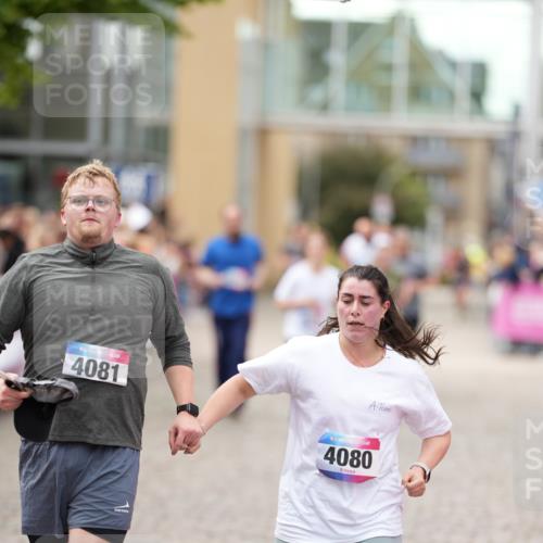 12.06.2026 - Holstenköstenlauf LAZAROV Photography http://msf.ph/oto/9740133 12.06.2026 18:02:27 Laufen 3720, 3942, 4080, 4081 meine-sportfotos.de