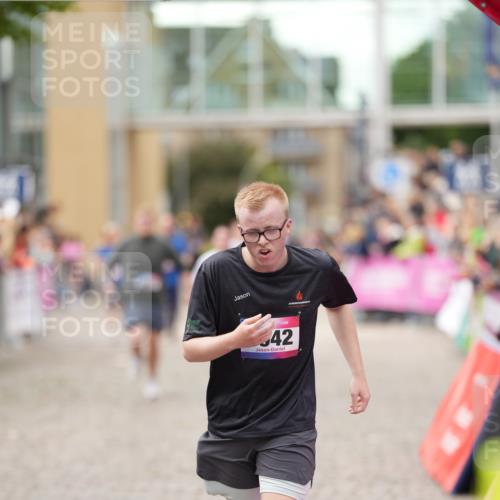 12.06.2026 - Holstenköstenlauf LAZAROV Photography http://msf.ph/oto/9740140 12.06.2026 18:02:21 Laufen 3594, 3775, 3942, 4017, 4298, 4299, 4309, 4347, 4823 meine-sportfotos.de