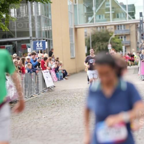 12.06.2026 - Holstenköstenlauf LAZAROV Photography http://msf.ph/oto/9740168 12.06.2026 18:01:51 Laufen 3381, 3529, 3813, 4623, 4873 meine-sportfotos.de