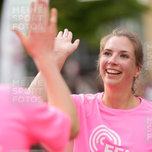 12.06.2026 - Holstenköstenlauf LAZAROV Photography http://msf.ph/oto/9740184 12.06.2026 18:01:37 Laufen 3300, 4075, 4076, 4321, 4335, 4338, 4339, 4541, 4905, 4906 meine-sportfotos.de