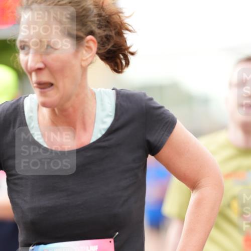 12.06.2026 - Holstenköstenlauf LAZAROV Photography http://msf.ph/oto/9740224 12.06.2026 18:00:57 Laufen 3158, 3299, 3686, 3732, 4030, 4480, 4629, 4630, 4885, 4889 meine-sportfotos.de