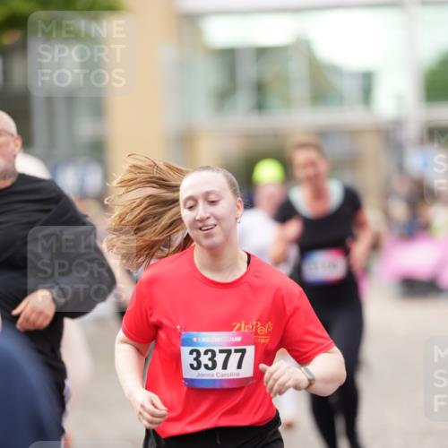 12.06.2026 - Holstenköstenlauf LAZAROV Photography http://msf.ph/oto/9740232 12.06.2026 18:00:51 Laufen 3158, 3245, 3299, 3377, 3418, 4030, 4051, 4629, 4630, 4885, 4889 meine-sportfotos.de