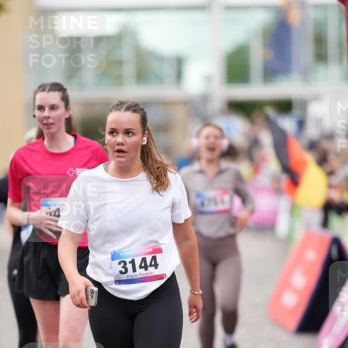 12.06.2026 - Holstenköstenlauf LAZAROV Photography http://msf.ph/oto/9740269 12.06.2026 18:00:11 Laufen 3134, 3144, 3145, 3286, 3601, 3846, 4201, 4402, 4688, 4689, 4751 meine-sportfotos.de
