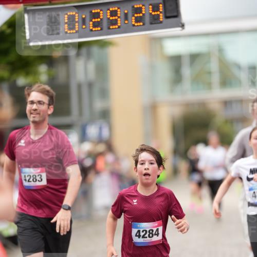 12.06.2026 - Holstenköstenlauf LAZAROV Photography http://msf.ph/oto/9740314 12.06.2026 17:59:22 Laufen 3553, 3677, 4283, 4284, 4742, 4745, 4837 meine-sportfotos.de
