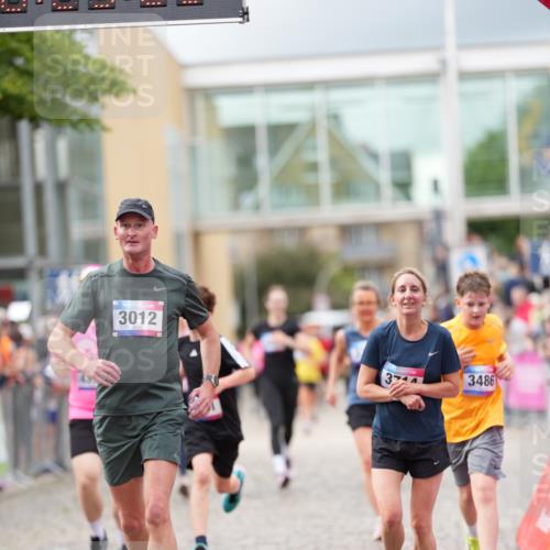 12.06.2026 - Holstenköstenlauf LAZAROV Photography http://msf.ph/oto/9740336 12.06.2026 17:59:03 Laufen 3012, 3389, 3486, 3714, 4047, 4052, 4317, 4331, 4334, 4681 meine-sportfotos.de