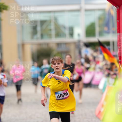 12.06.2026 - Holstenköstenlauf LAZAROV Photography http://msf.ph/oto/9740366 12.06.2026 17:58:36 Laufen 3153, 3462, 3513, 3578, 3861, 4026, 4045, 4319, 4459, 4505, 4740, 4893 meine-sportfotos.de