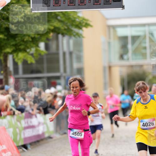 12.06.2026 - Holstenköstenlauf LAZAROV Photography http://msf.ph/oto/9740367 12.06.2026 17:58:35 Laufen 3153, 3462, 3513, 3578, 3861, 4026, 4045, 4319, 4459, 4505, 4740 meine-sportfotos.de
