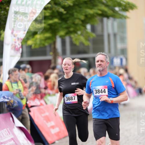 12.06.2026 - Holstenköstenlauf LAZAROV Photography http://msf.ph/oto/9740388 12.06.2026 17:58:16 Laufen 3161, 3687, 3844, 4474, 4784 meine-sportfotos.de