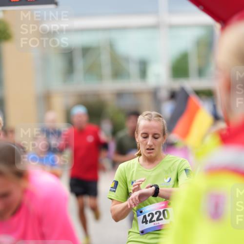 12.06.2026 - Holstenköstenlauf LAZAROV Photography http://msf.ph/oto/9740403 12.06.2026 17:58:01 Laufen 3303, 3312, 3463, 3571, 3747, 3869, 3880, 3894, 4007, 4033, 4220, 4329, 4406, 4507, 4532, 4585, 4604, 4660, 4910 meine-sportfotos.de
