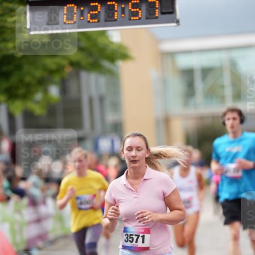 12.06.2026 - Holstenköstenlauf LAZAROV Photography http://msf.ph/oto/9740411 12.06.2026 17:57:55 Laufen 3248, 3463, 3571, 4007, 4071, 4220, 4329, 4406, 4532, 4604, 4704, 4782, 4911, 4912 meine-sportfotos.de