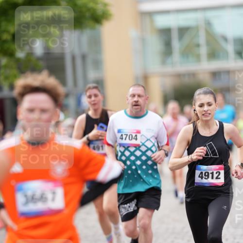 12.06.2026 - Holstenköstenlauf LAZAROV Photography http://msf.ph/oto/9740416 12.06.2026 17:57:52 Laufen 3248, 3571, 3667, 3752, 4007, 4071, 4704, 4782, 4911, 4912 meine-sportfotos.de