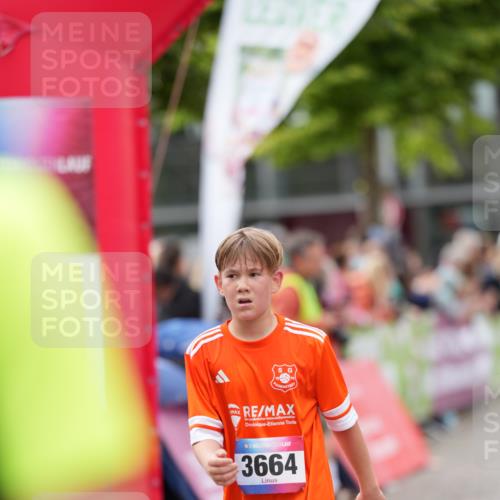 12.06.2026 - Holstenköstenlauf LAZAROV Photography http://msf.ph/oto/9740421 12.06.2026 17:57:46 Laufen 3318, 3664, 3667, 3752, 3814, 4071, 4503, 4726 meine-sportfotos.de