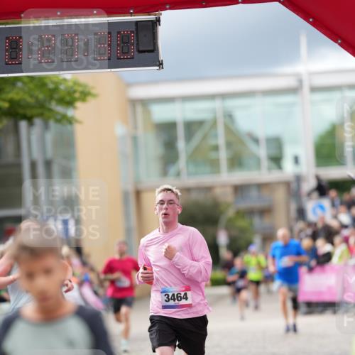 12.06.2026 - Holstenköstenlauf LAZAROV Photography http://msf.ph/oto/9740441 12.06.2026 17:57:28 Laufen 3264, 3392, 3406, 3407, 3464, 4533 meine-sportfotos.de