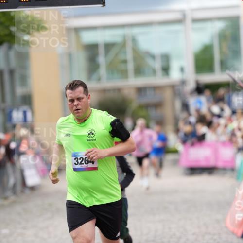12.06.2026 - Holstenköstenlauf LAZAROV Photography http://msf.ph/oto/9740444 12.06.2026 17:57:24 Laufen 3264, 3392, 3406, 3666 meine-sportfotos.de