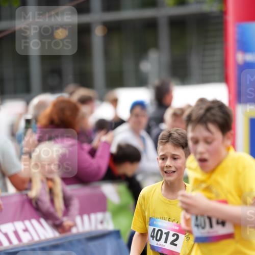 12.06.2026 - Holstenköstenlauf LAZAROV Photography http://msf.ph/oto/9740473 12.06.2026 17:56:57 Laufen 3635, 4012, 4014 meine-sportfotos.de