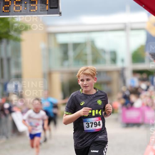 12.06.2026 - Holstenköstenlauf LAZAROV Photography http://msf.ph/oto/9740502 12.06.2026 17:56:29 Laufen 3156, 3794, 3812, 4073, 4098, 4263, 4506, 4899 meine-sportfotos.de
