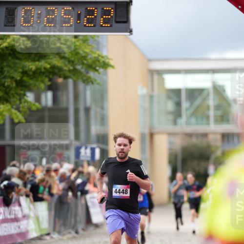 12.06.2026 - Holstenköstenlauf LAZAROV Photography http://msf.ph/oto/9740577 12.06.2026 17:55:20 Laufen 3148, 3308, 3345, 3672, 3673, 4062, 4063, 4448, 4473, 4478, 4569 meine-sportfotos.de
