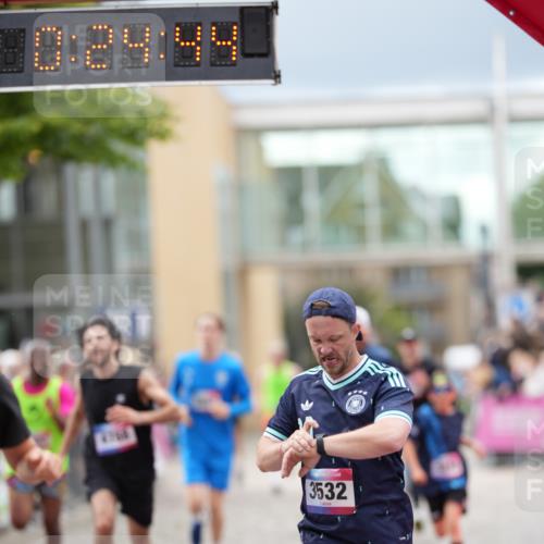 12.06.2026 - Holstenköstenlauf LAZAROV Photography http://msf.ph/oto/9740609 12.06.2026 17:54:42 Laufen 3360, 3363, 3532, 3572, 3606, 3851, 3970, 4203, 4509, 4510, 4598, 4674, 4765, 4788, 4898 meine-sportfotos.de