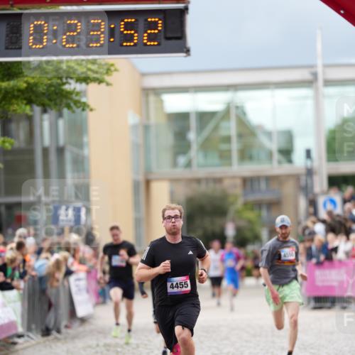 12.06.2026 - Holstenköstenlauf LAZAROV Photography http://msf.ph/oto/9740669 12.06.2026 17:53:50 Laufen 3336, 3453, 4455, 4462, 4550 meine-sportfotos.de