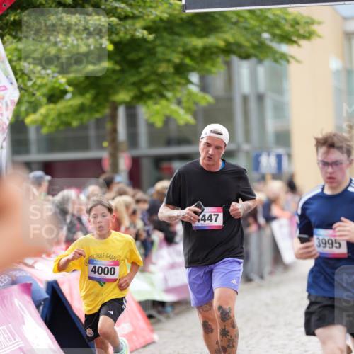 12.06.2026 - Holstenköstenlauf LAZAROV Photography http://msf.ph/oto/9740677 12.06.2026 17:53:41 Laufen 3152, 3900, 3995, 4000, 4447, 4462, 4925 meine-sportfotos.de